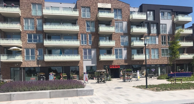 Winkelcentrum in Bangert en Oosterpolder