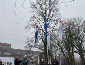 Feestelijke handeling markeert start van plan Nieuwe Weelde